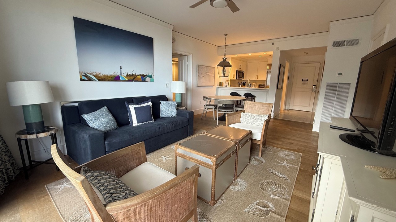 Photo of Livingroom in Key Biscayne