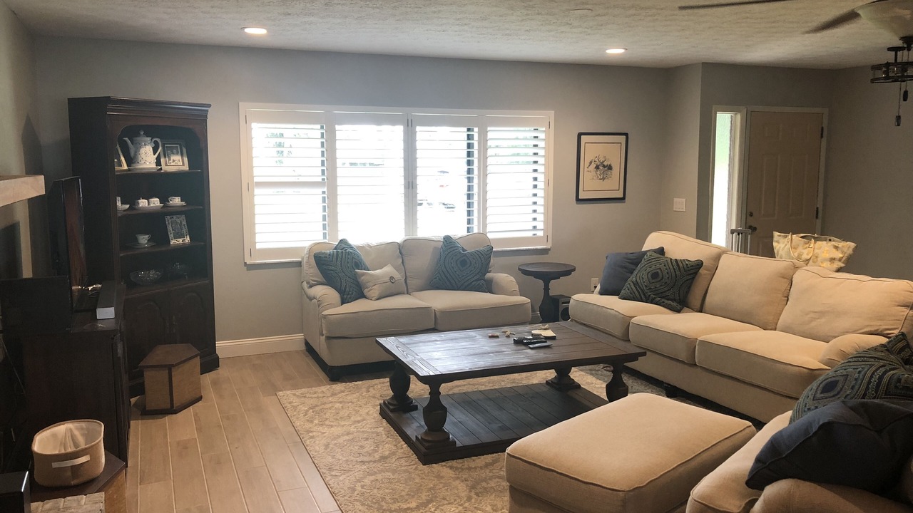 Photo of Livingroom in Putnam Hall