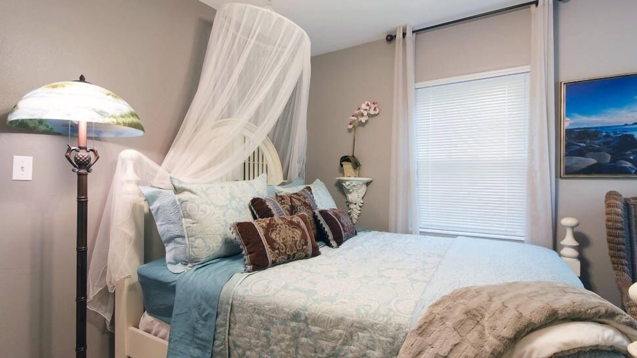 Photo of Bedroom in Crescent Lake