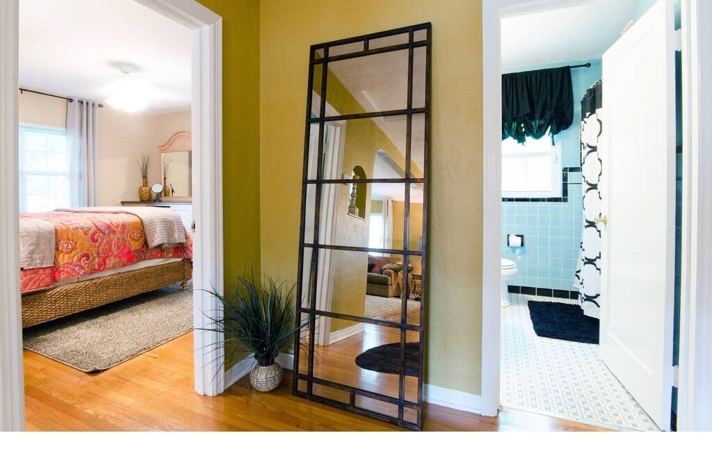 Photo of Bedroom in Crescent Lake