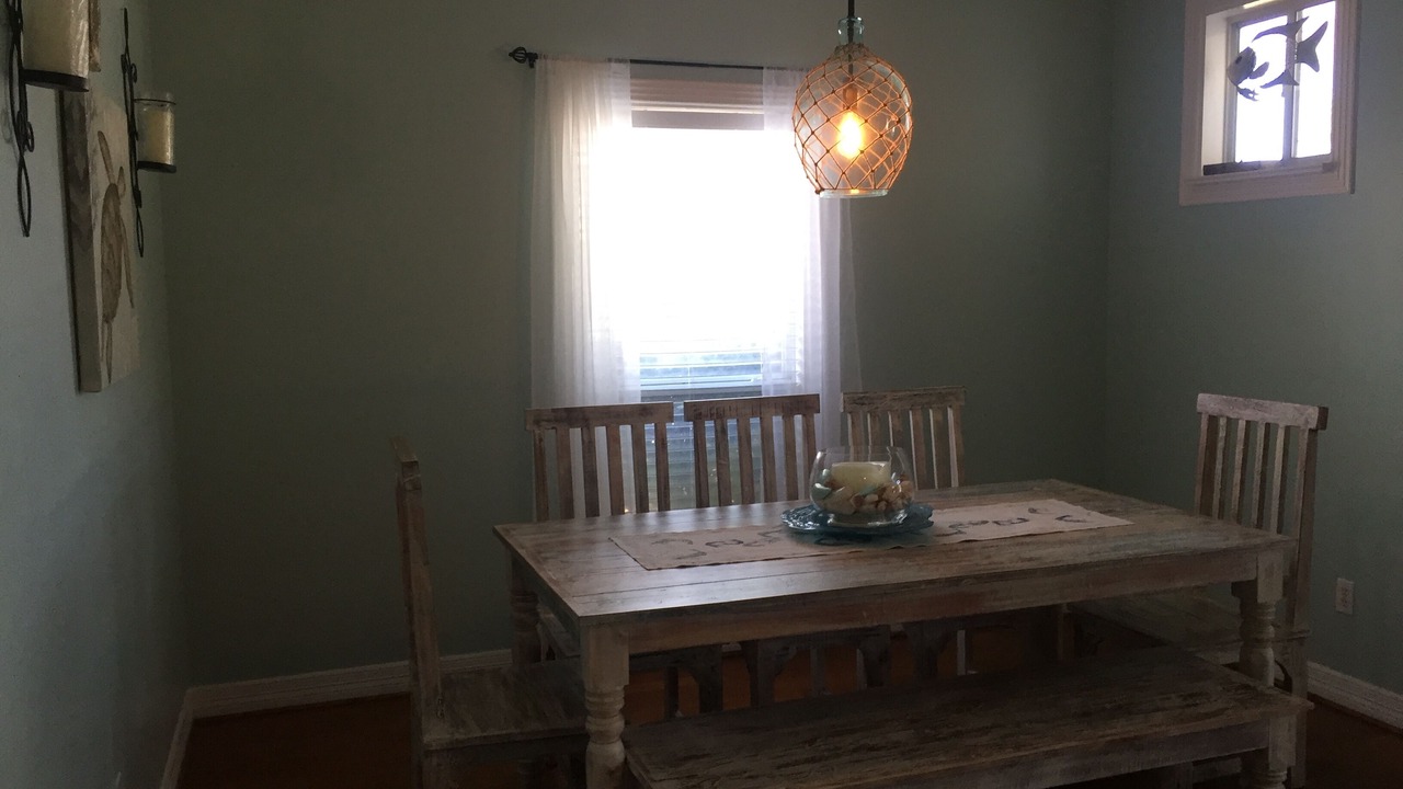 Photo of Bedroom in Crystal Shores