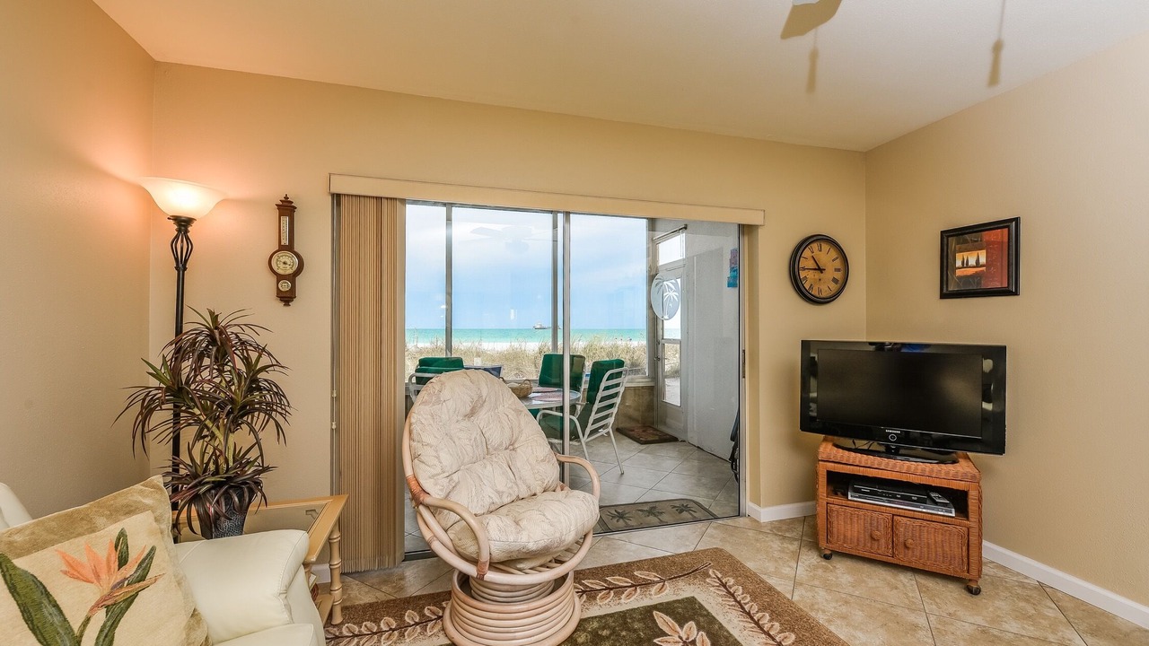 Photo of Livingroom in Siesta Key