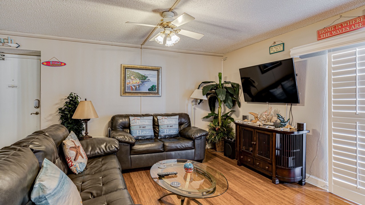 Photo of Livingroom in Indian Shores