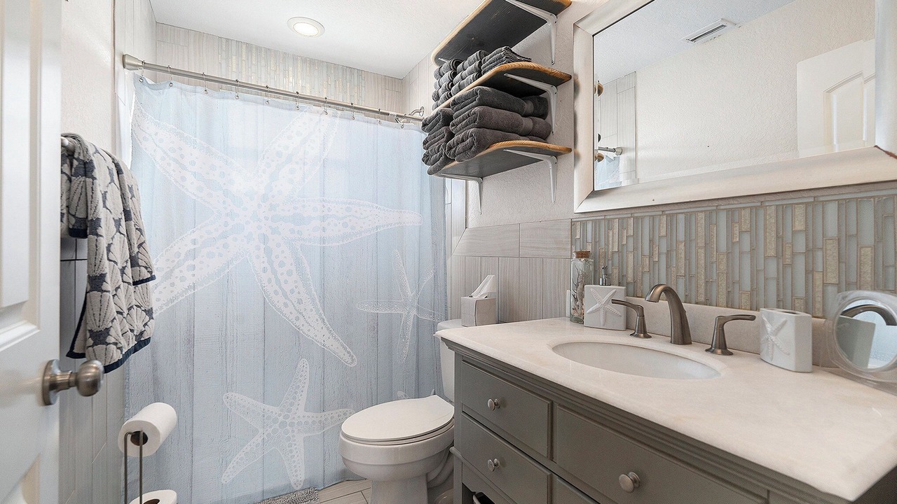 Photo of Bathroom in Sunset Beach