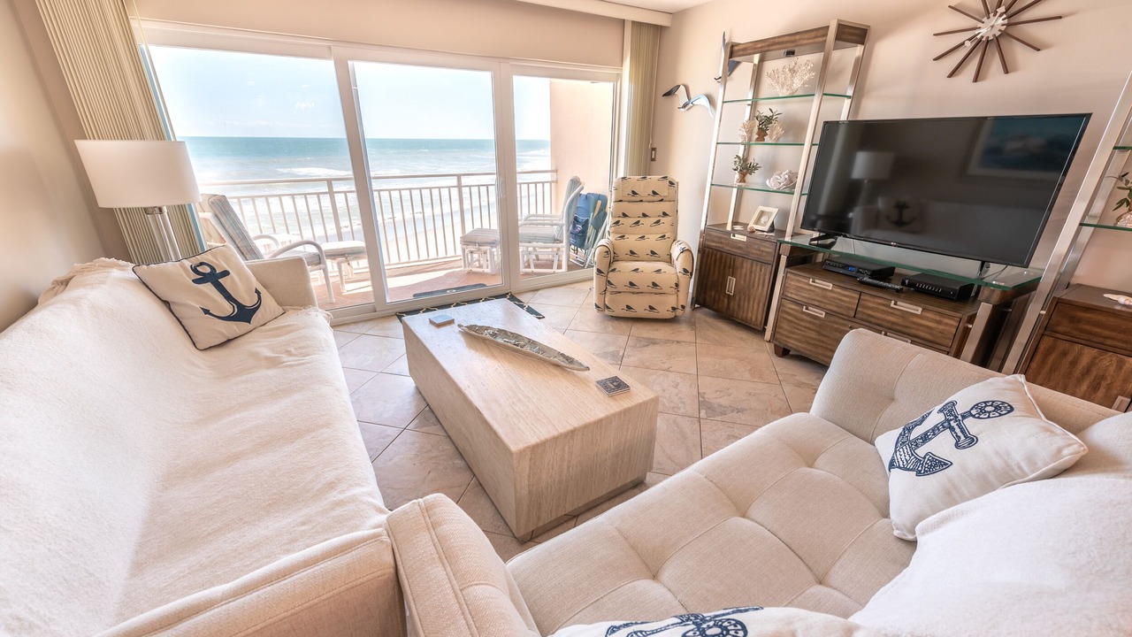Photo of Livingroom in Satellite Beach