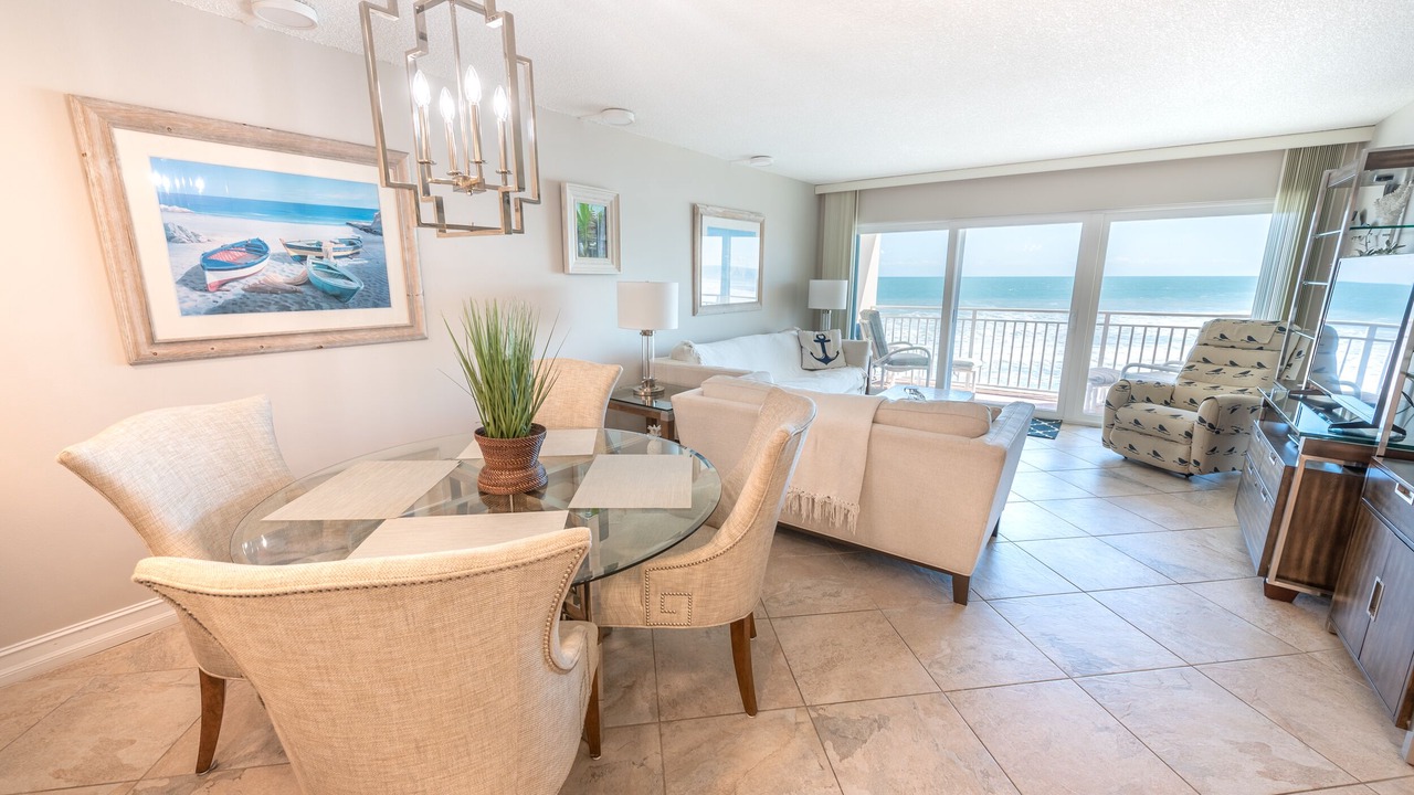 Photo of Livingroom in Satellite Beach