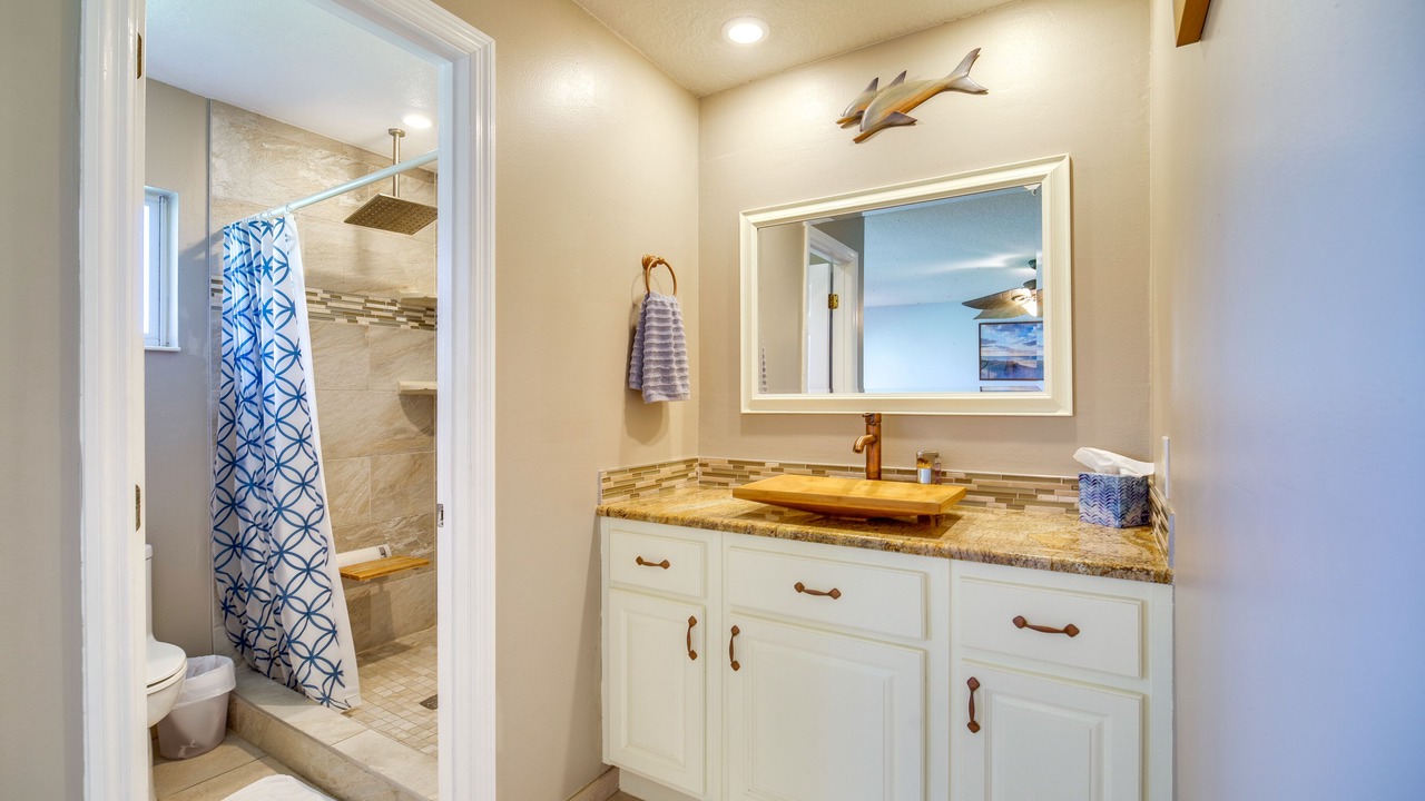 Photo of Bathroom in Holiday Cove