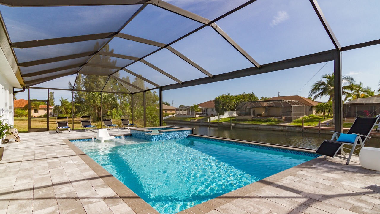 Photo of Outdoor in Pelican