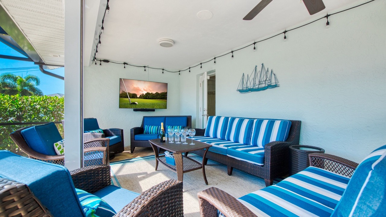 Photo of Outdoor in Pelican