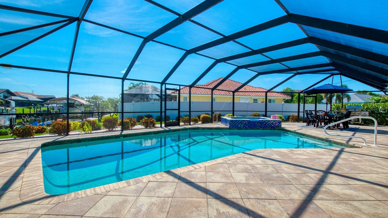 Photo of Outdoor in Pelican