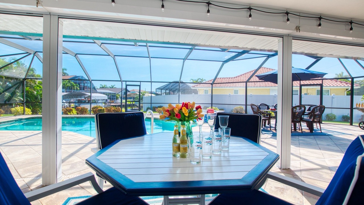 Photo of Outdoor in Pelican