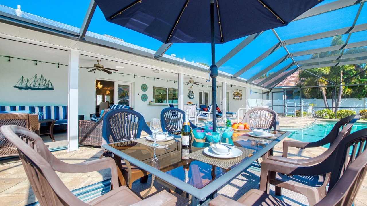 Photo of Outdoor in Pelican