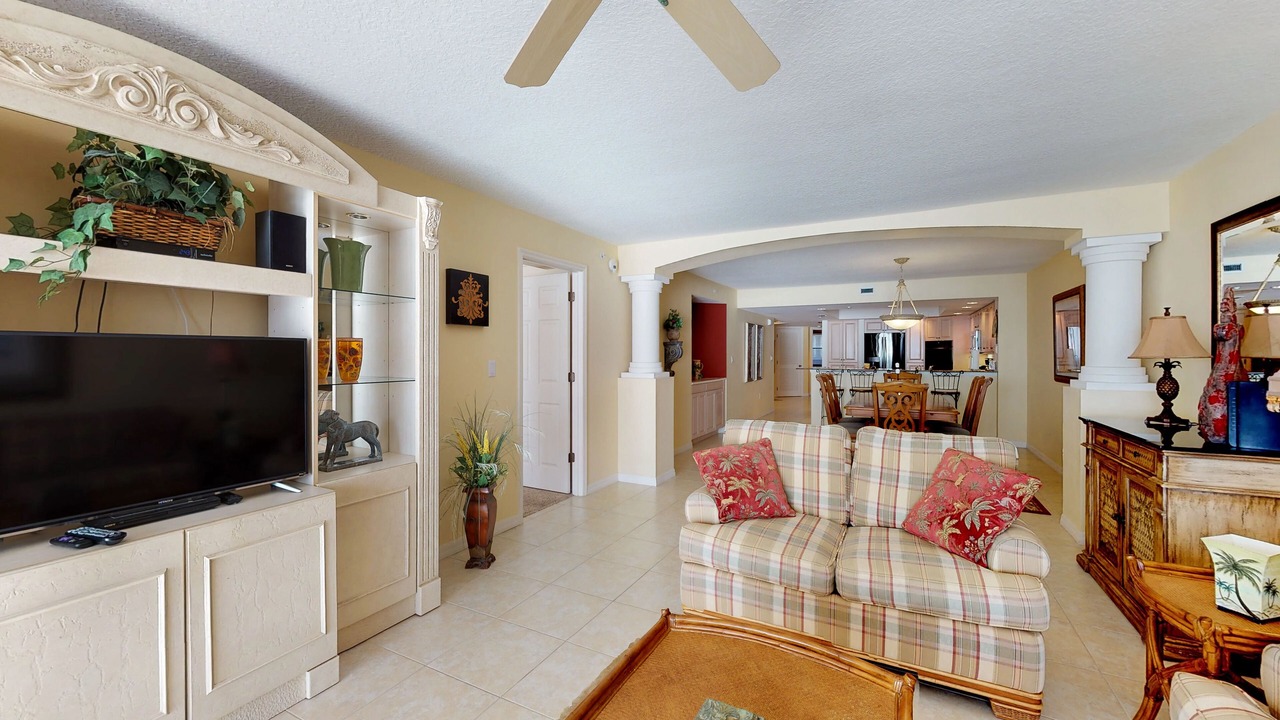 Photo of Livingroom in Redington Beach
