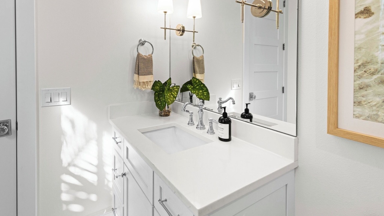 Photo of Bathroom in Bradenton Beach