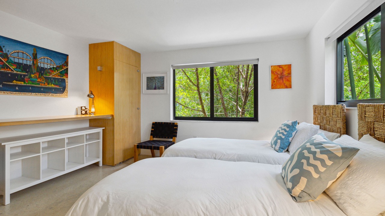Photo of Bedroom in Coconut Grove