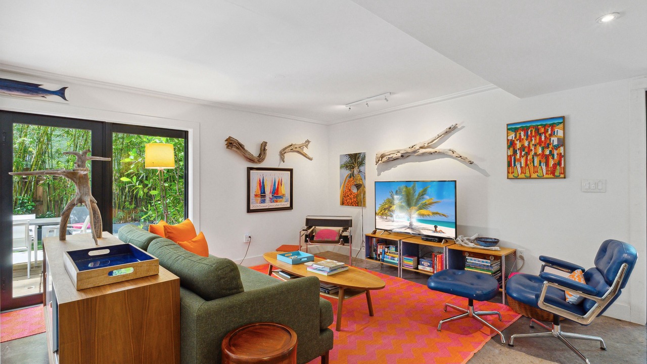 Photo of Livingroom in Coconut Grove