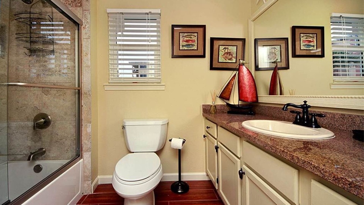 Photo of Bathroom in Crystal Beach