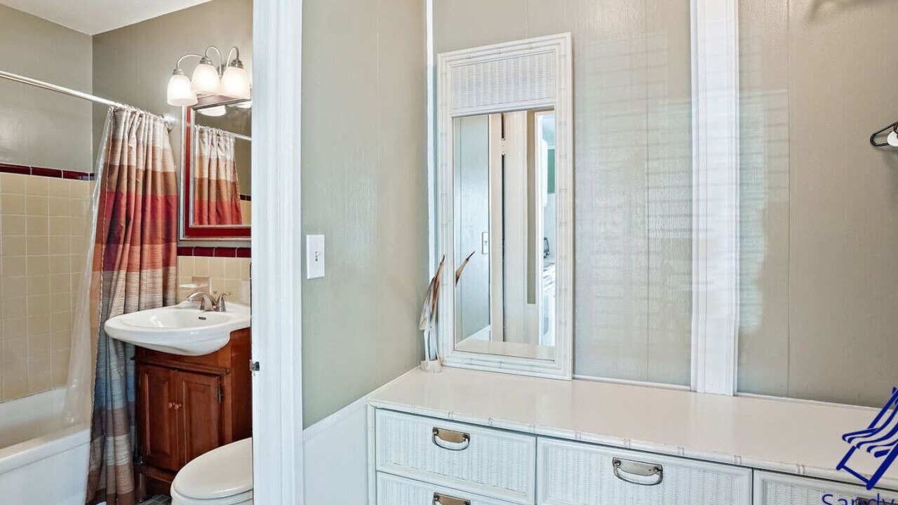 Photo of Bathroom in North Redington Beach
