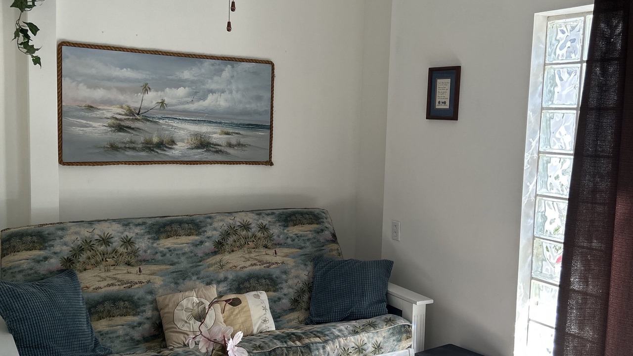 Photo of Livingroom in Crystal Beach