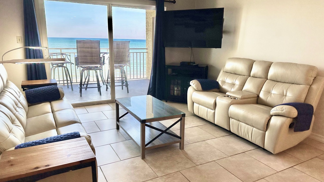 Photo of Livingroom in Redington Shores
