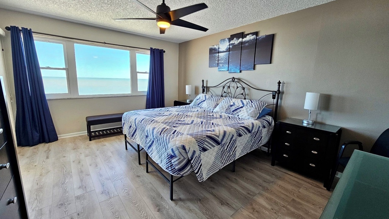 Photo of Bedroom in Redington Shores
