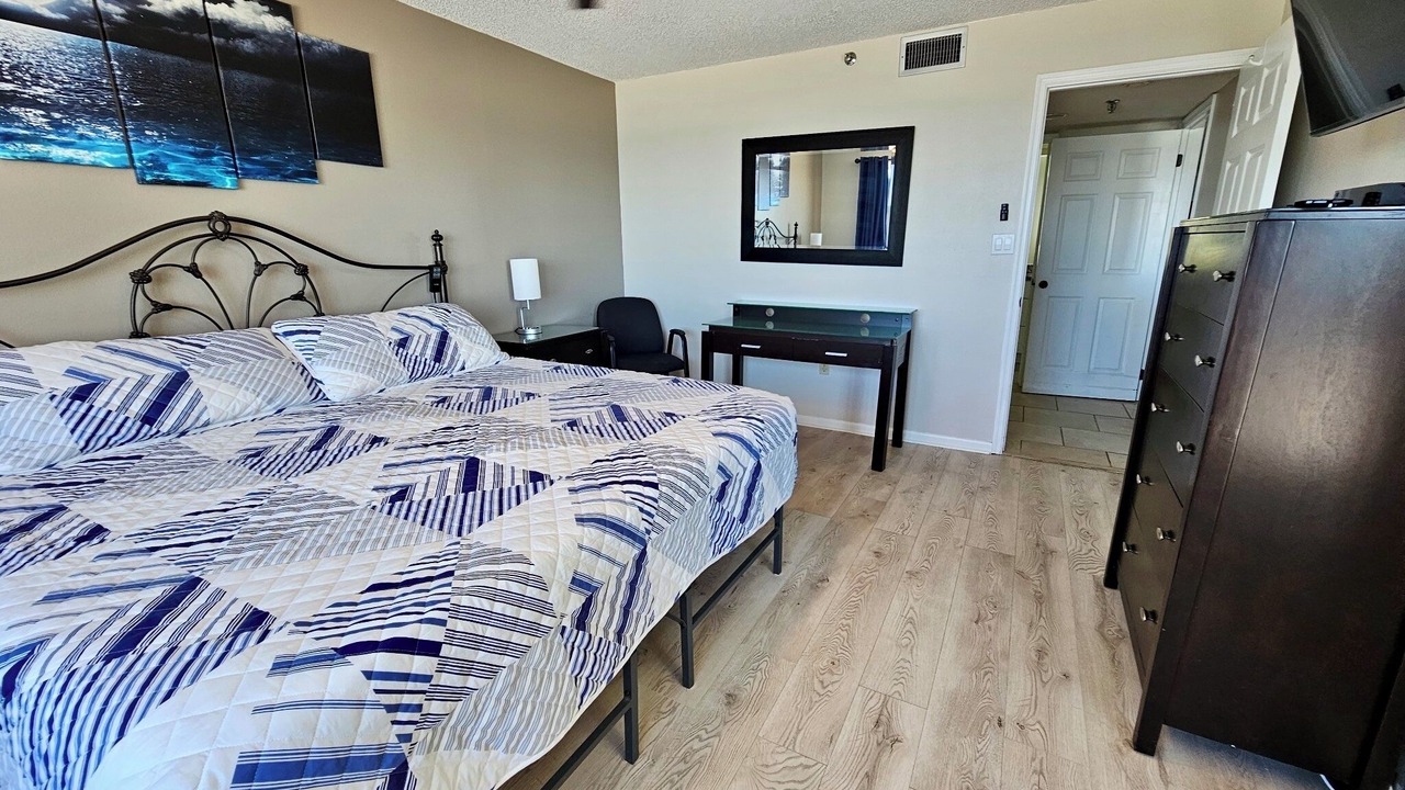 Photo of Bedroom in Redington Shores