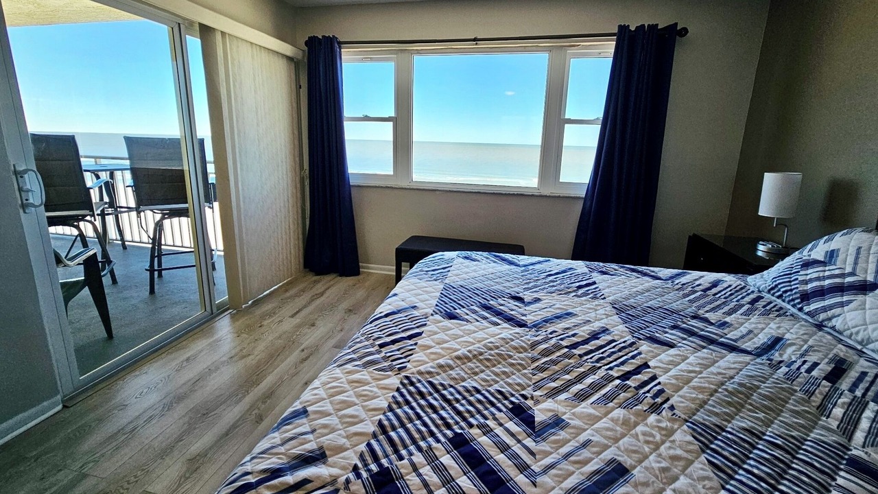 Photo of Bedroom in Redington Shores