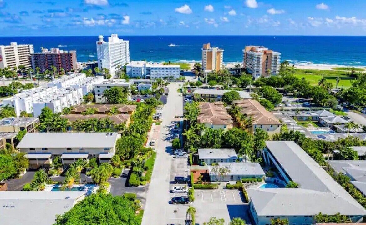 Photo of Others in Pompano Beach