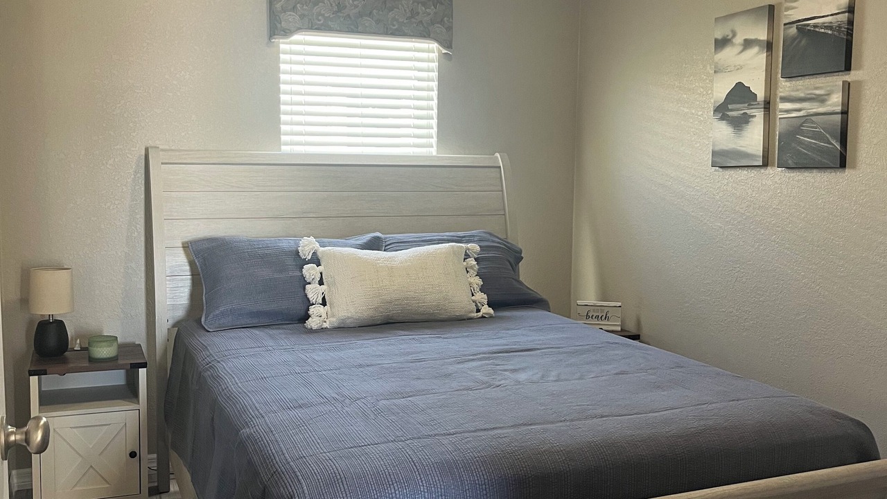 Photo of Bedroom in Iona