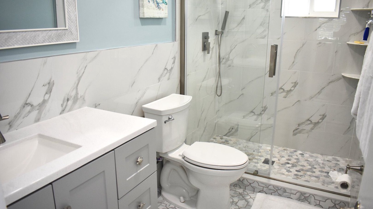 Photo of Bathroom in Bradenton Beach