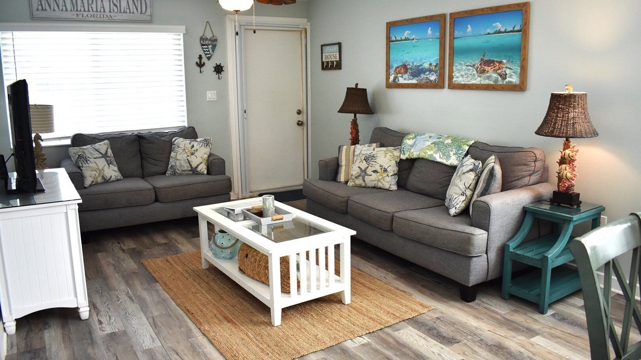Photo of Livingroom in Bradenton Beach