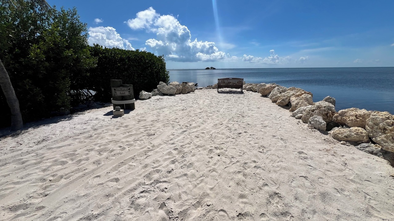 Photo of Others in Tavernier