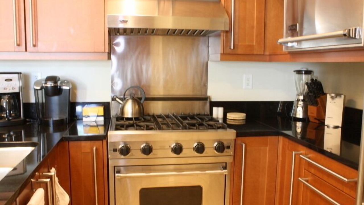 Photo of Kitchen in Baytowne Wharf