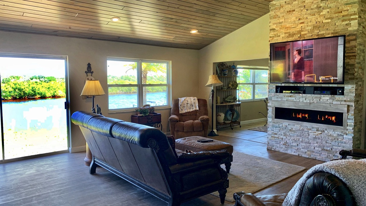 Photo of Livingroom in Southside Rural Community