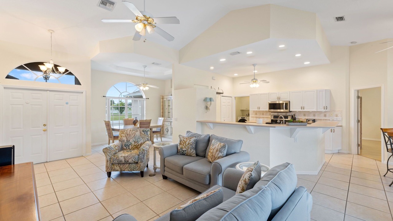 Photo of Livingroom in Fort Myers