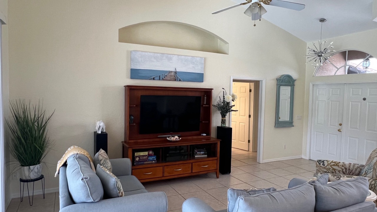 Photo of Livingroom in Fort Myers