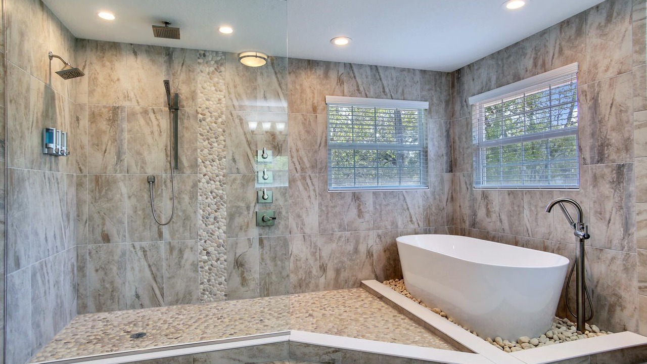 Photo of Bathroom in Old Seminole Heights
