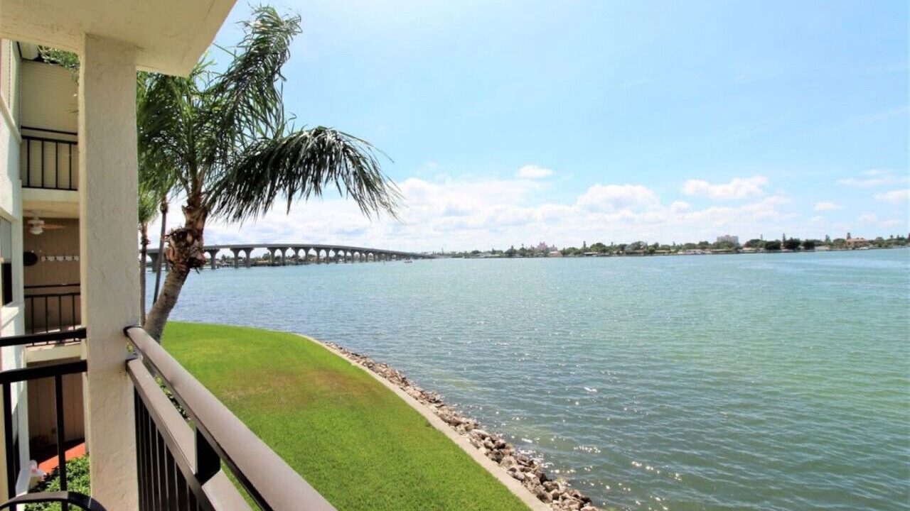 Photo of Patio Balcony in Casa del Mar