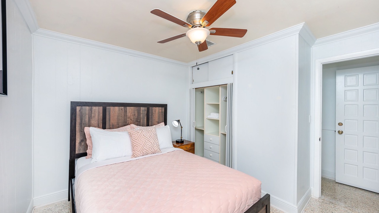 Photo of Bedroom in Miami Springs