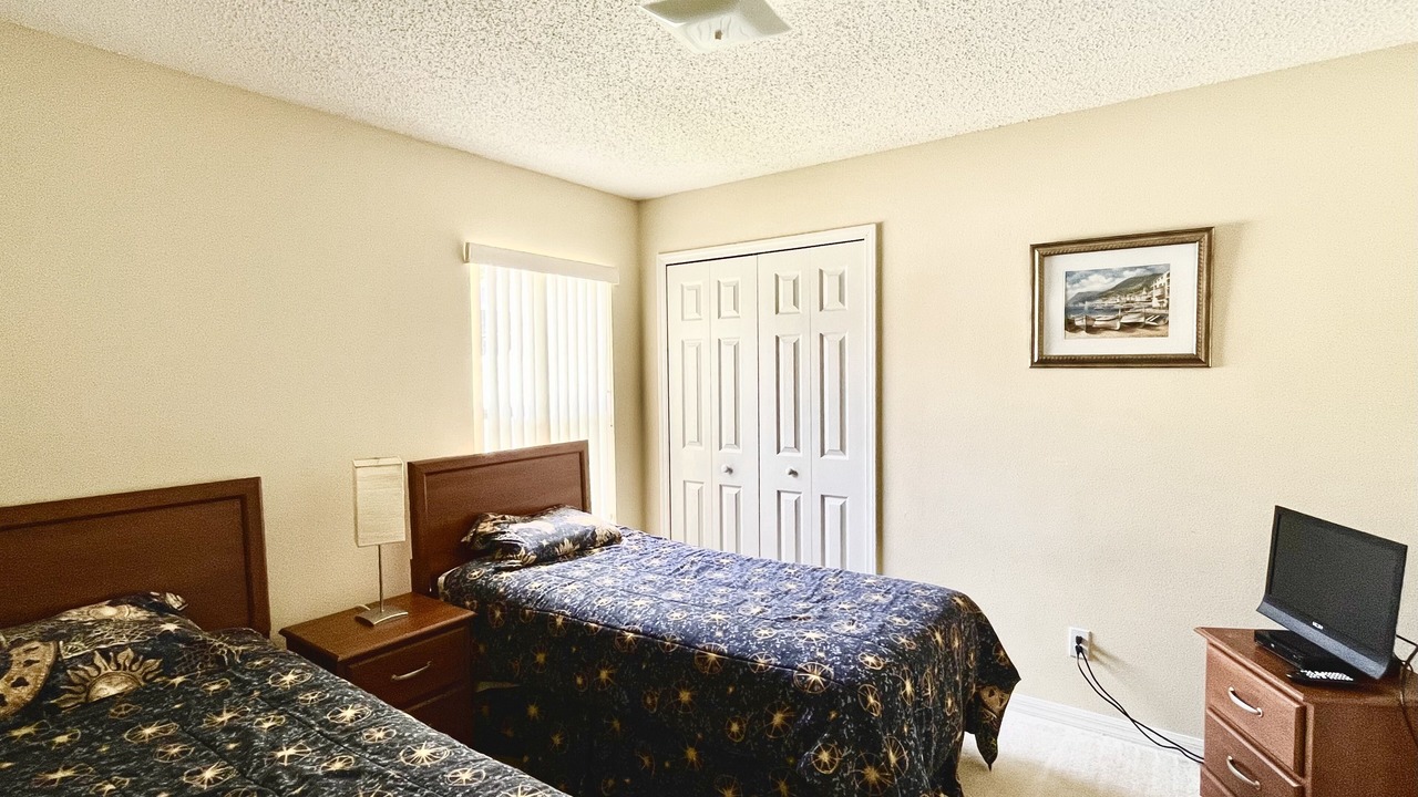 Photo of Bedroom in Orange Tree