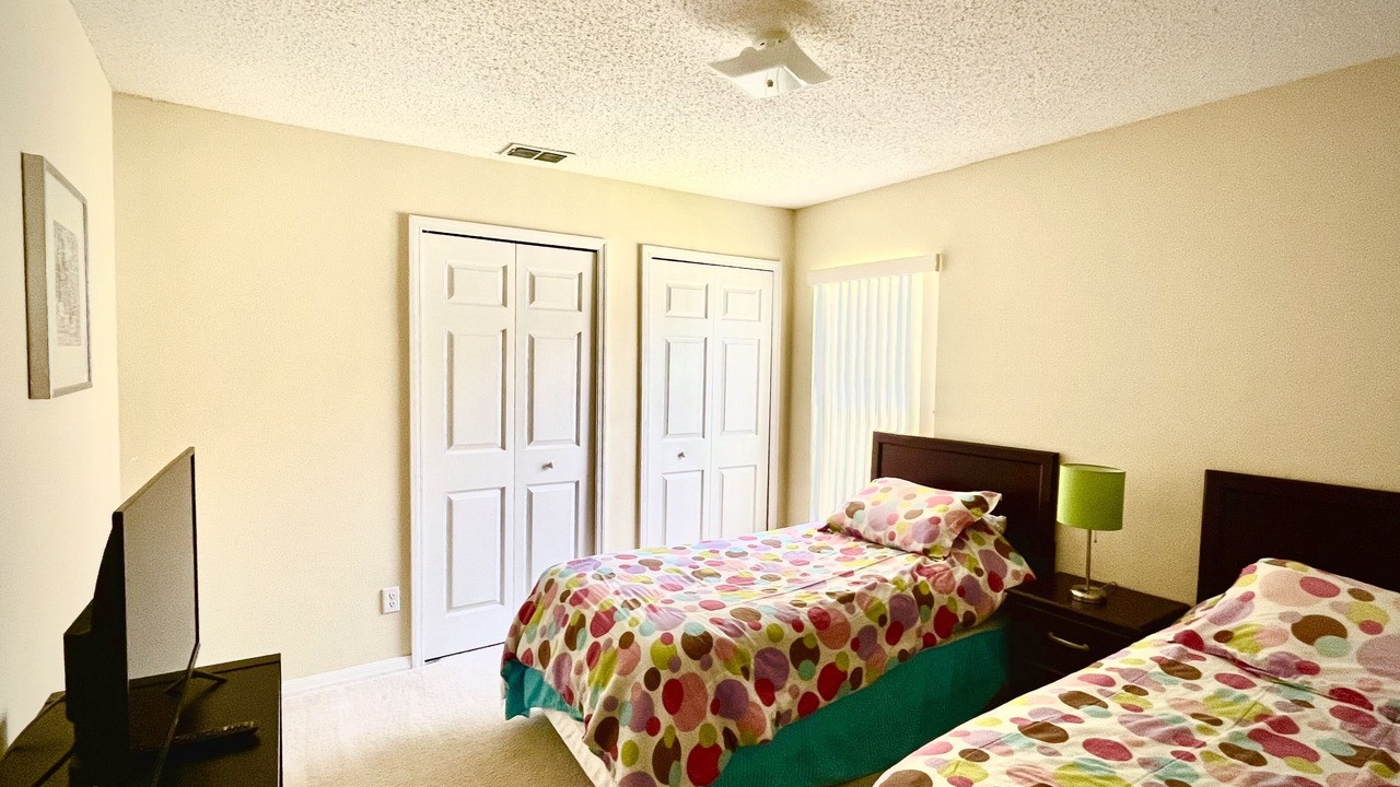 Photo of Bedroom in Orange Tree