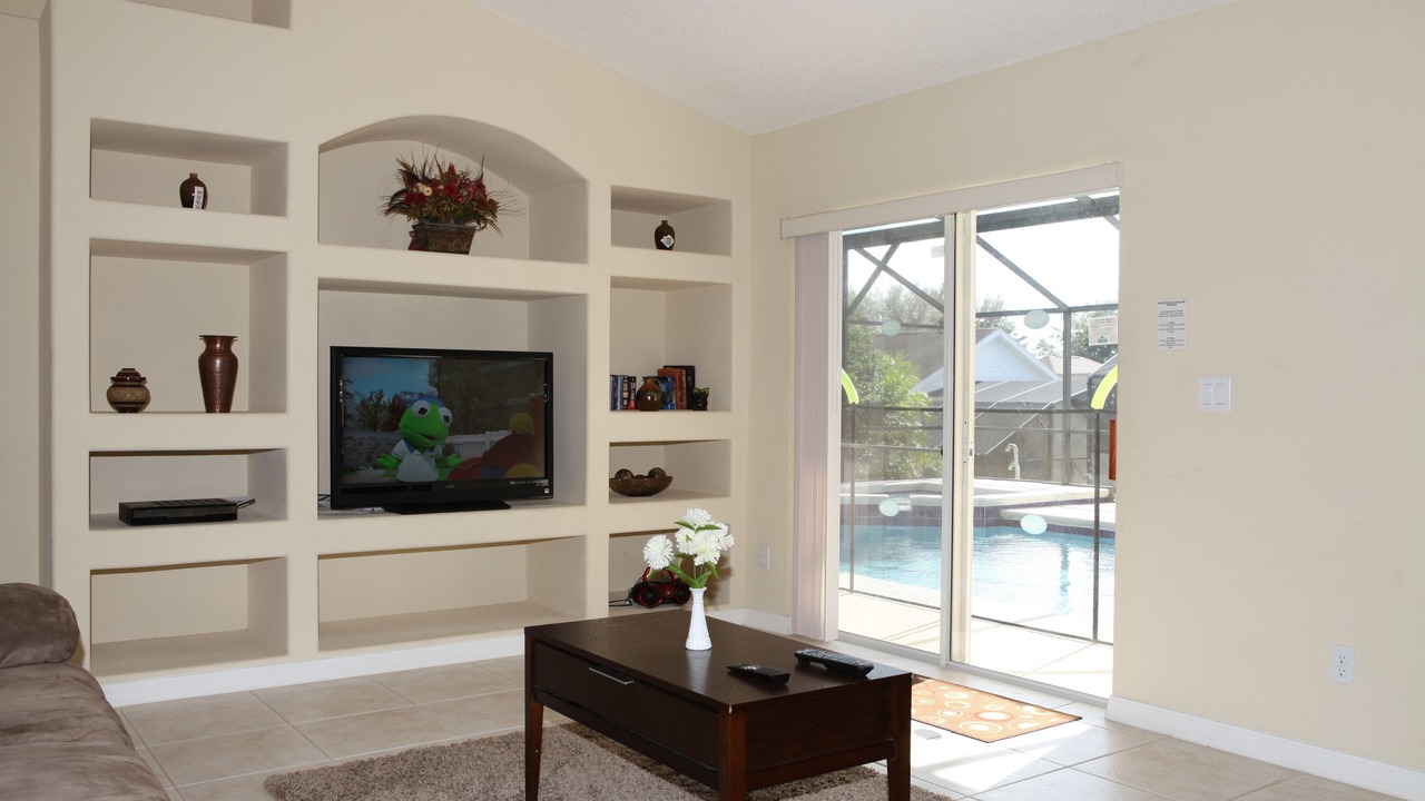 Photo of Outdoor in Orange Tree