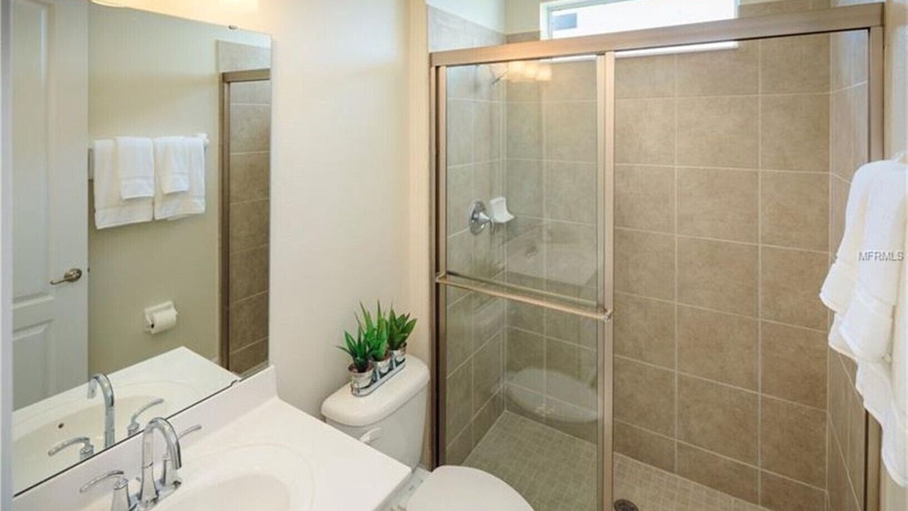 Photo of Bathroom in Loughman