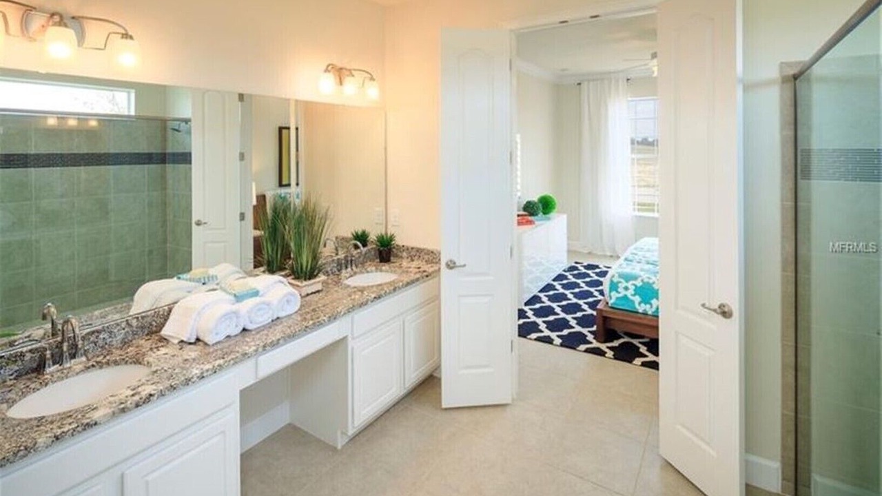 Photo of Bedroom in Loughman