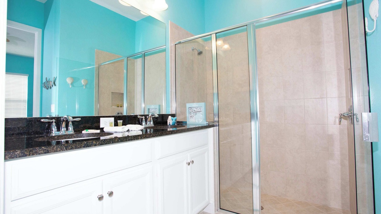 Photo of Bathroom in Davenport