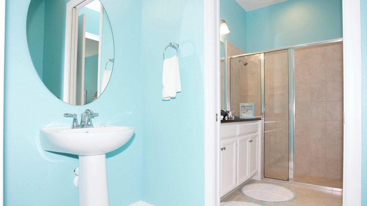 Photo of Bathroom in Davenport