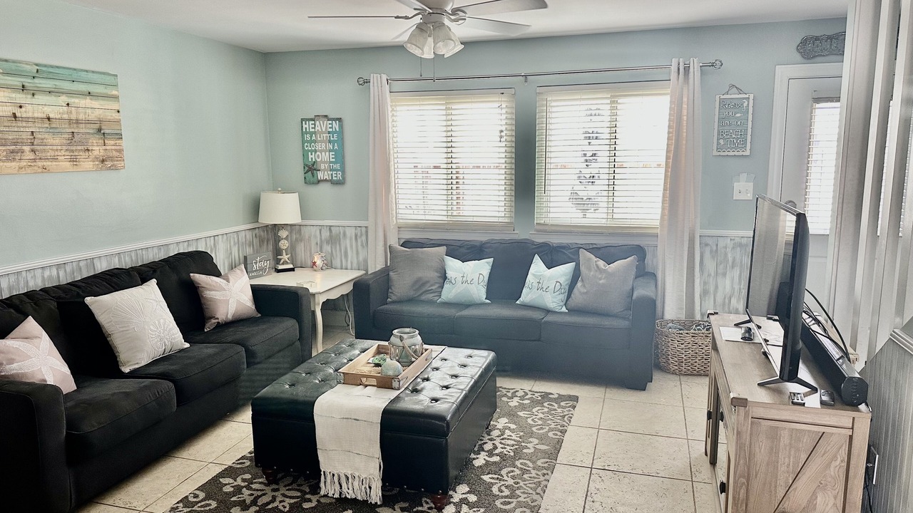 Photo of Livingroom in Sugar Beach