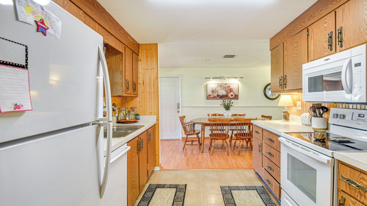 Photo of Kitchen in Astor