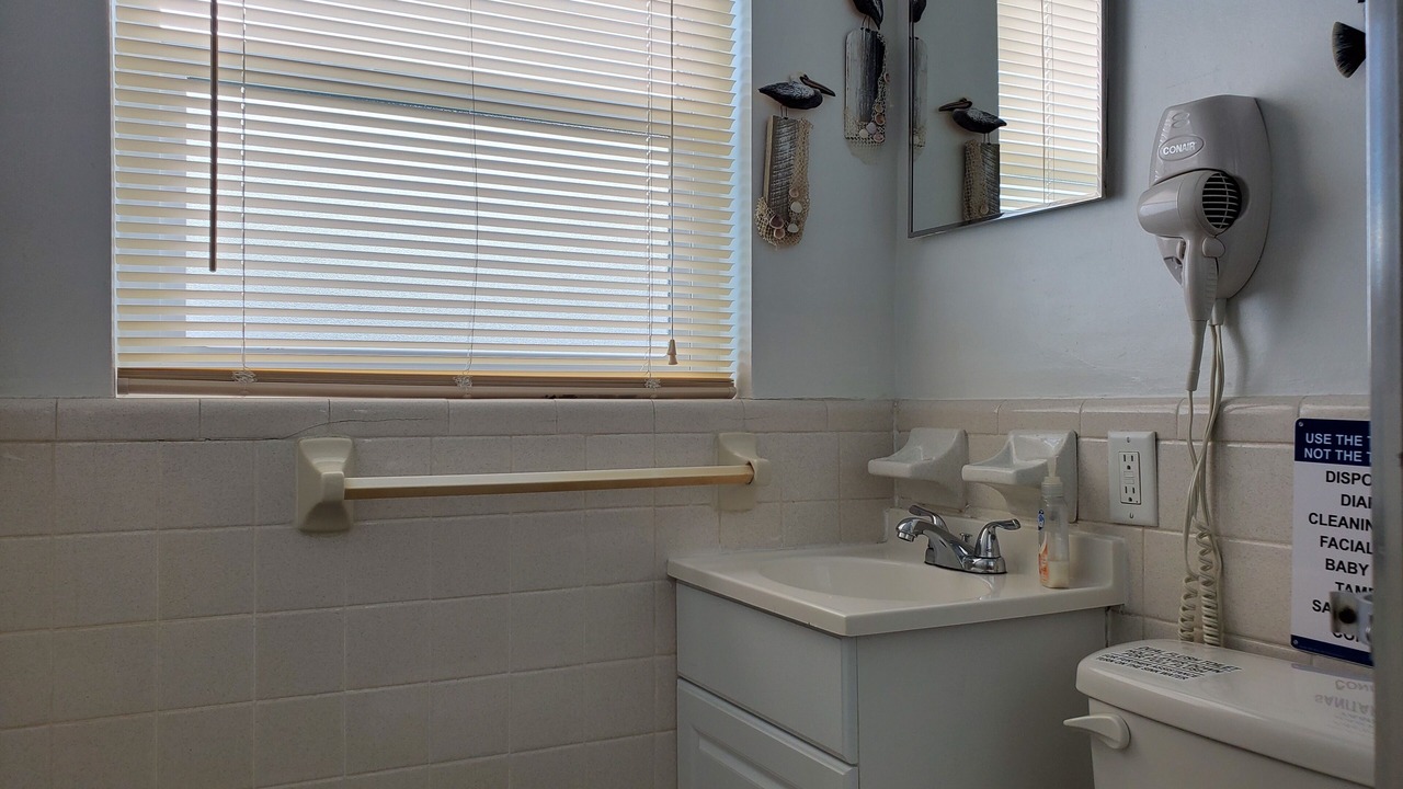 Photo of Bathroom in Yacht Club