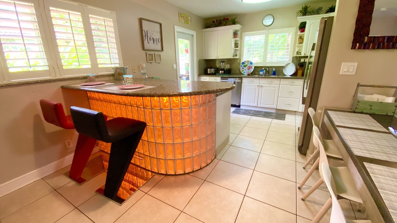 Photo of Kitchen in Hollywood Lakes